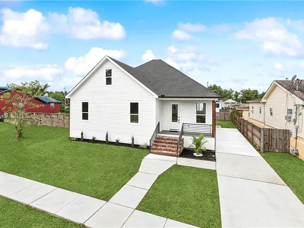 5134 Gallier Dr, New Orleans, LA 70126