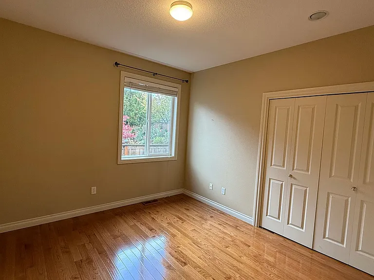 11386 SE Westchester Ave — Photo 25