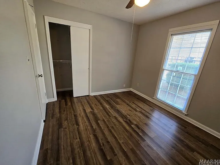 426 Stroll Dr — Photo 15