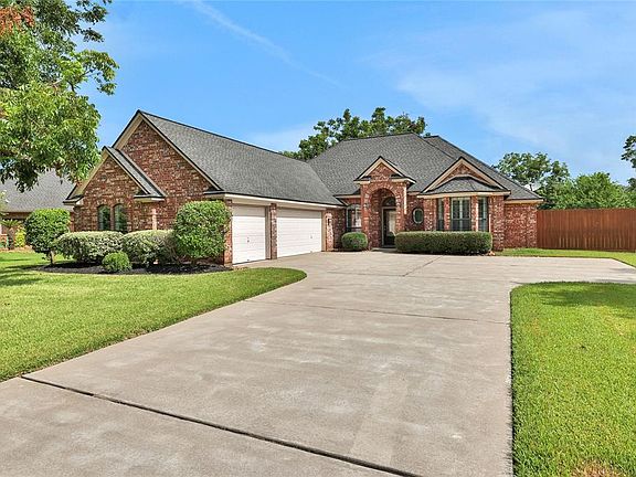 2nd image of 107 Pearl Drive