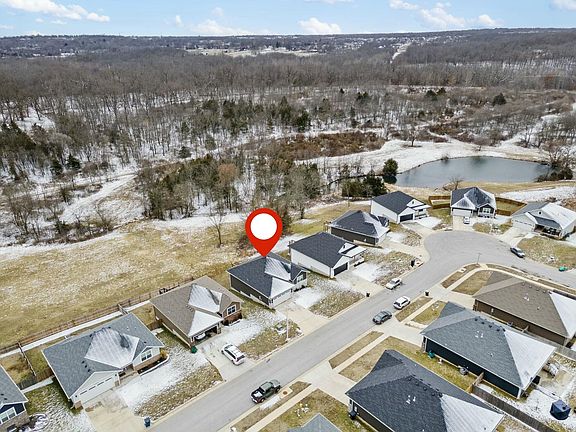 3rd image of 2412 W Twin Lakes Drive