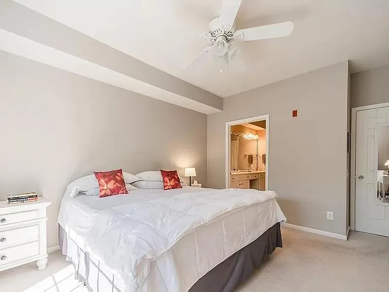 11568 Costigan Ln — Photo 5