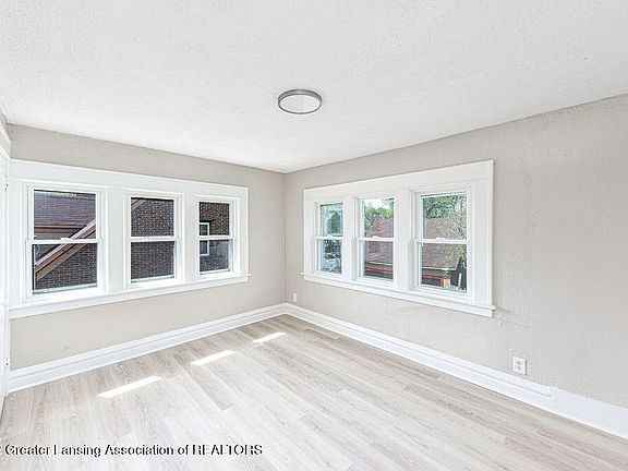3rd image of 1206 W Michigan Ave