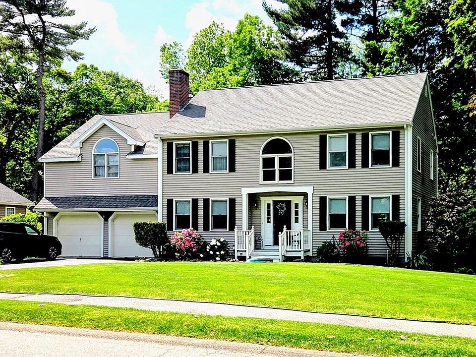 1st image of 1 Greenwood Dr