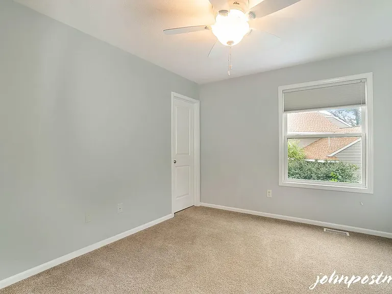 3628 Long Grove Dr SE — Photo 8