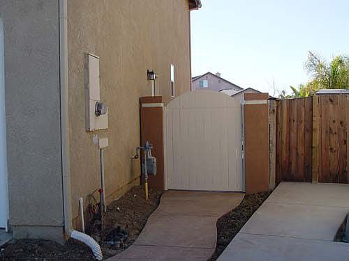 4th image of 26448 Castle Ln