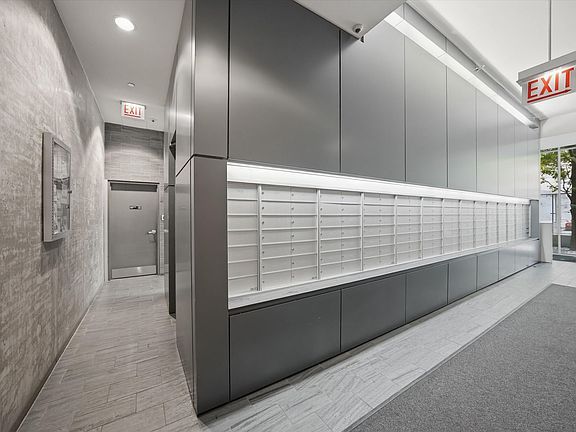 3rd image of 1720 S Michigan Ave APT 2809