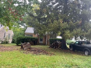 3229 E Enos Ave, Springfield, IL 62702