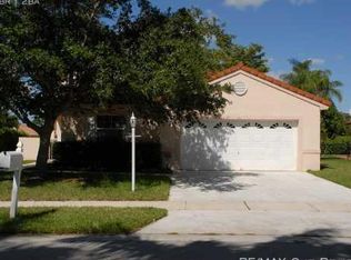 421 NW 187th Ave, Pembroke Pines, FL 33029
