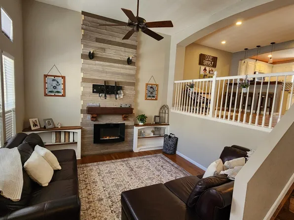 1493 Red Peak Dr, Castle Rock, CO 80109