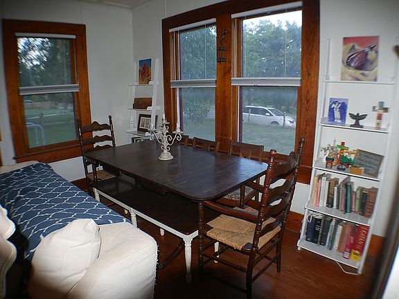 4th image of 130 Idlewilde Blvd