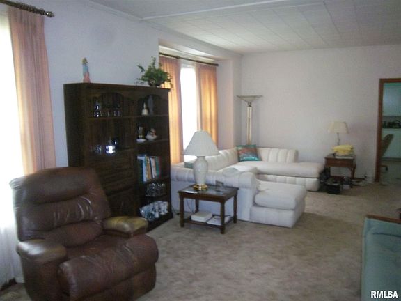 5th image of 1116 N Trout St