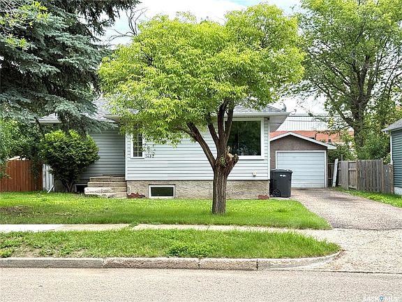 4th image of 1482 95th STREET