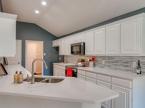 2nd image of 8728 Corral Cir