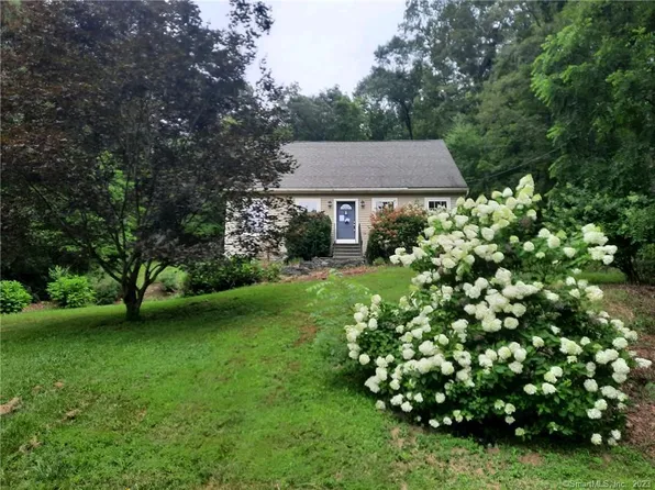 330 Lee Farm Drive, Southbury, CT 06488