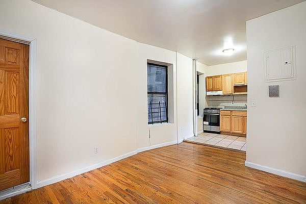 2nd image of 283 E 149th St #2C