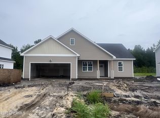 208 Browns Ferry Rd, Jacksonville, NC 28546