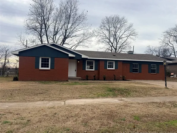 221 Rodman Cir, Muskogee, OK 74403
