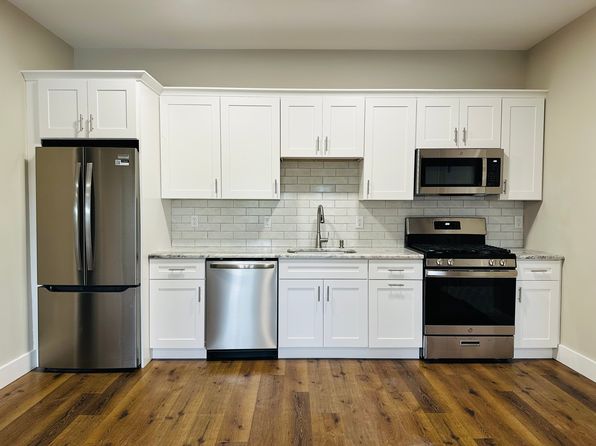 200 E Main St #1B