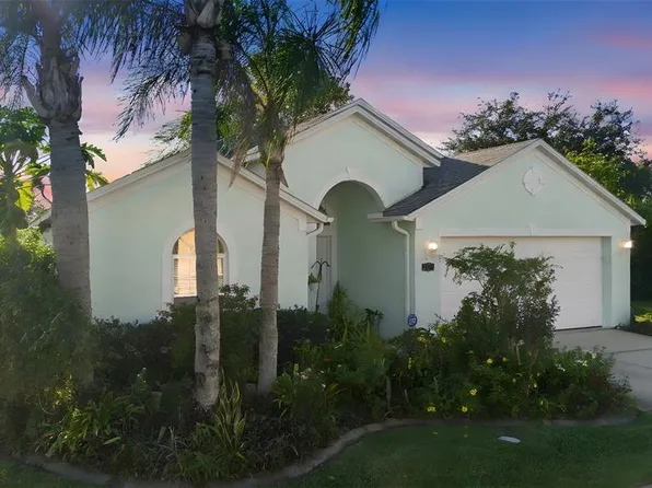 114 Carnival Dr, Daytona Beach, FL 32124