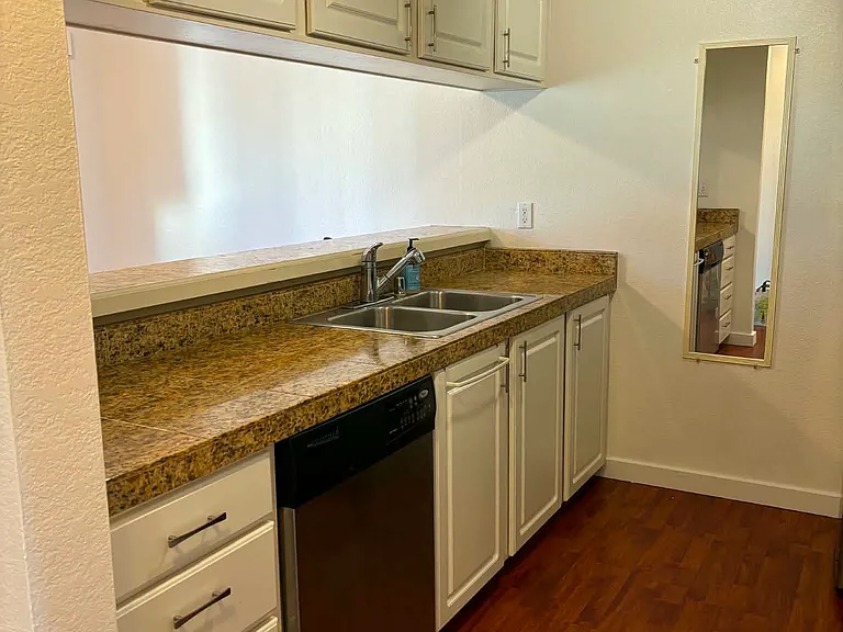 412 Center Rd #C1 — Photo 9
