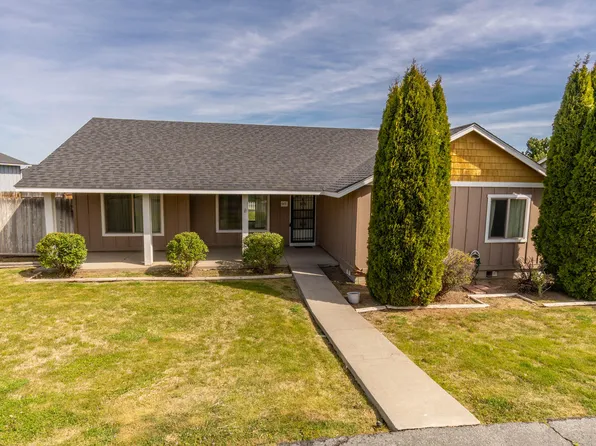 545 SW Sunrise Cir, Madras, OR 97741