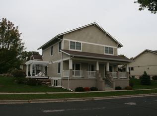 3302 Prairie Glade Rd, Middleton, WI 53562