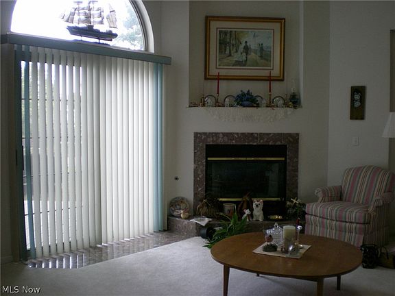4th image of 135 S Bayshore Dr #4