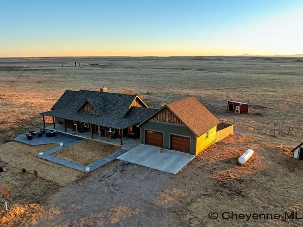 12307 Chalk Bluff Rd, Cheyenne, WY 82007