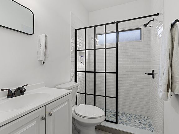 4th image of 512 El Prado #2