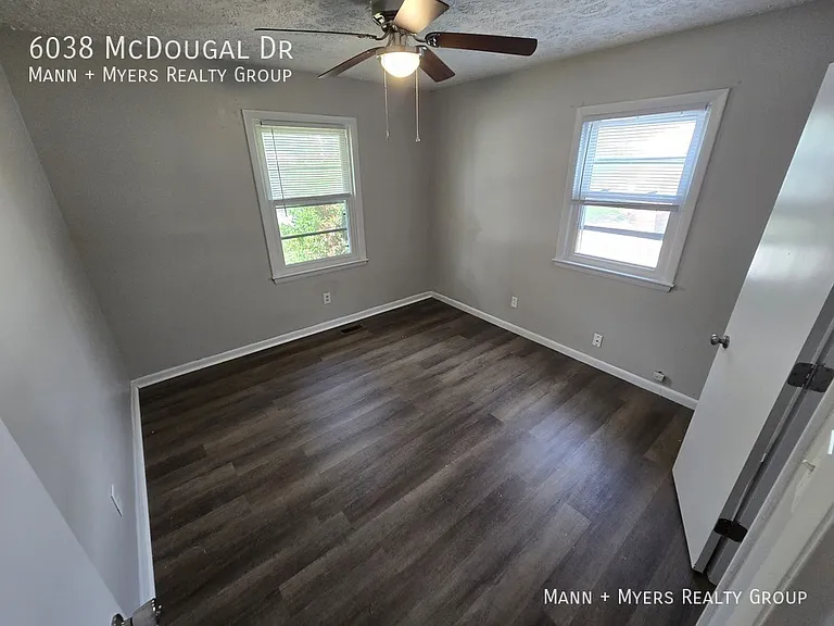 6038 McDougal Dr — Photo 23