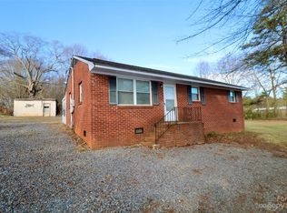 106 Jos Ln, Bessemer City, NC 28016