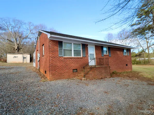 106 Jos Ln, Bessemer City, NC 28016
