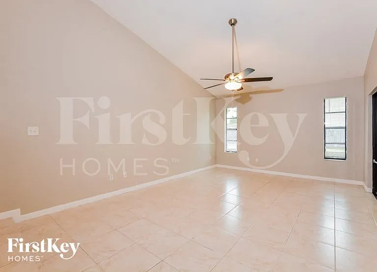 2943 Mallorn Way — Photo 3