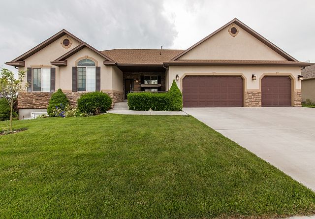 1st image of 2354 Palomino Dr