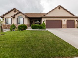 2354 Palomino Dr, Saratoga Springs, UT 84045