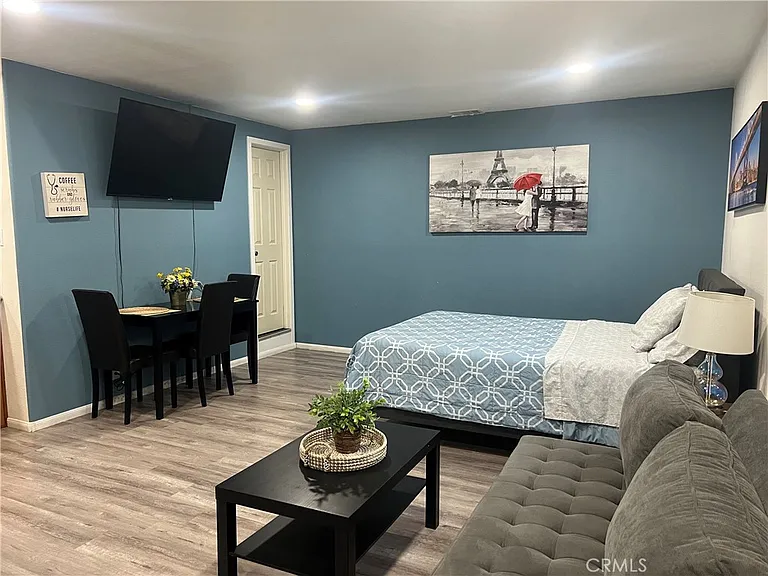 1331 Sao Paulo Ave — Photo 10