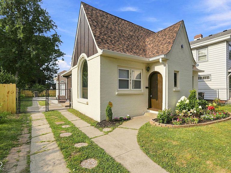 Listing photo 4