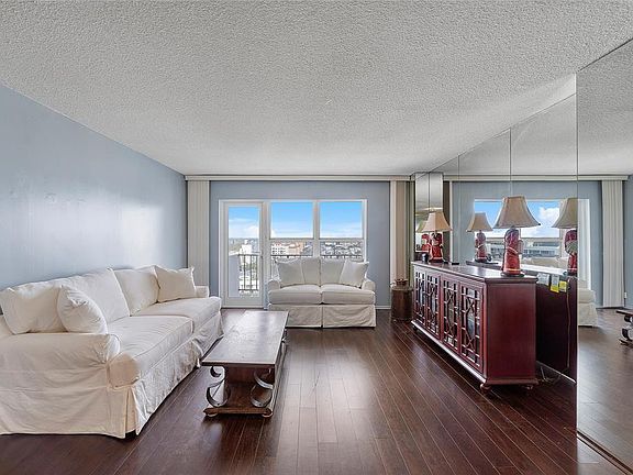 5th image of 405 N Ocean Boulevard