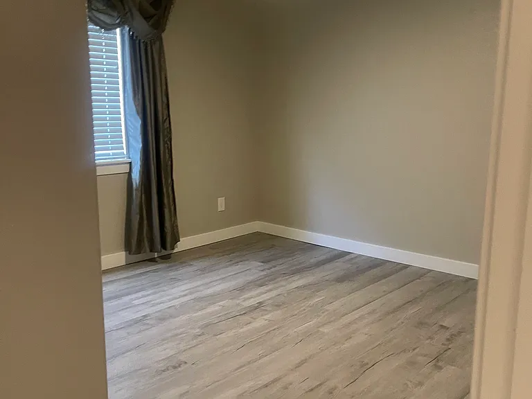 1637 Valley Oak Ct — Photo 25