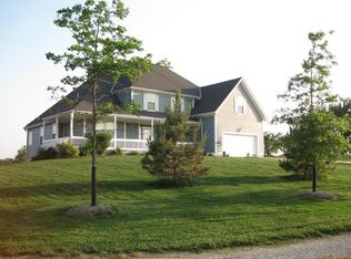13600 Homestead Ln, Olathe, KS 66061