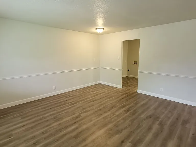 119 Knollwood Dr — Photo 3