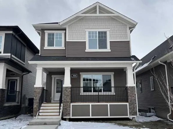 941 E Reynolds Ln, Airdrie, AB T4B 5L7