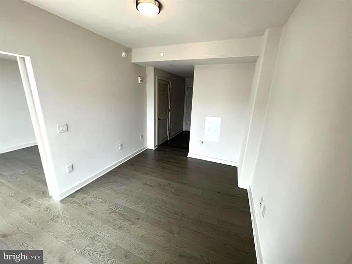 70 N St SE #605 — Photo 8