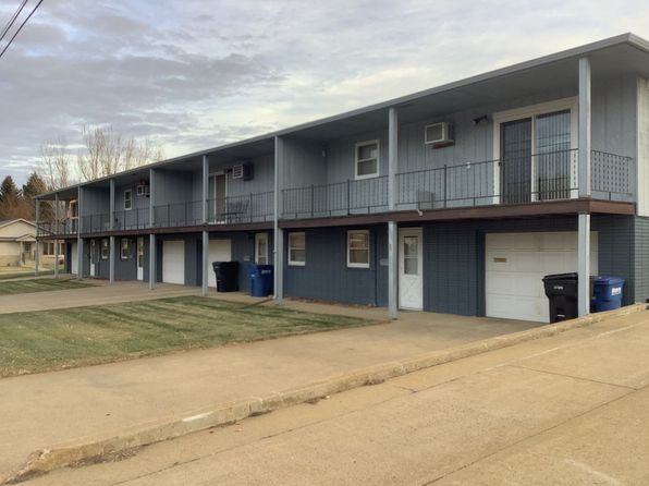 36 10th St E APT 3