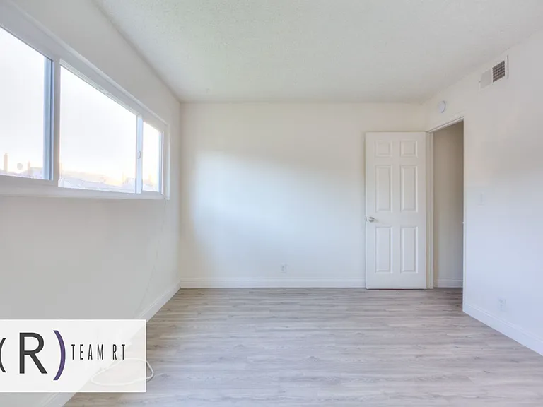 1740 Puente Ave — Photo 29