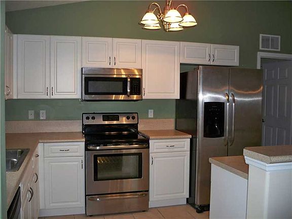 5th image of 503 High Hawk Cir