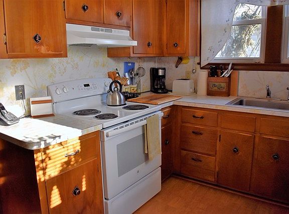 5th image of 2740 John St
