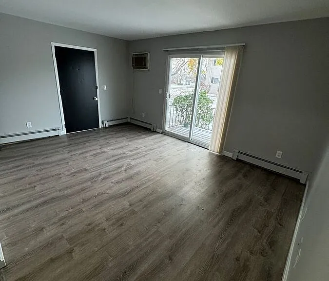 5630 Pardee Ave #6 — Photo 3