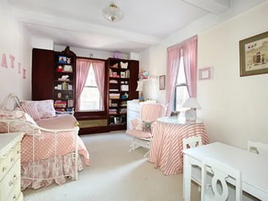 Sold by Corcoran | media 14